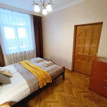 ריגה Old Town Retreat With Stunning Views 2 Bedroom Apartment Nearby The Church Of Saint Peter מראה חיצוני תמונה