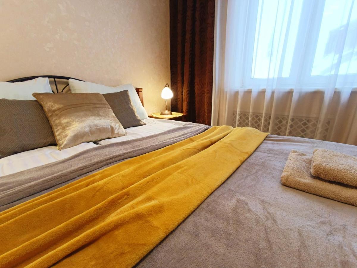 ריגה Old Town Retreat With Stunning Views 2 Bedroom Apartment Nearby The Church Of Saint Peter מראה חיצוני תמונה