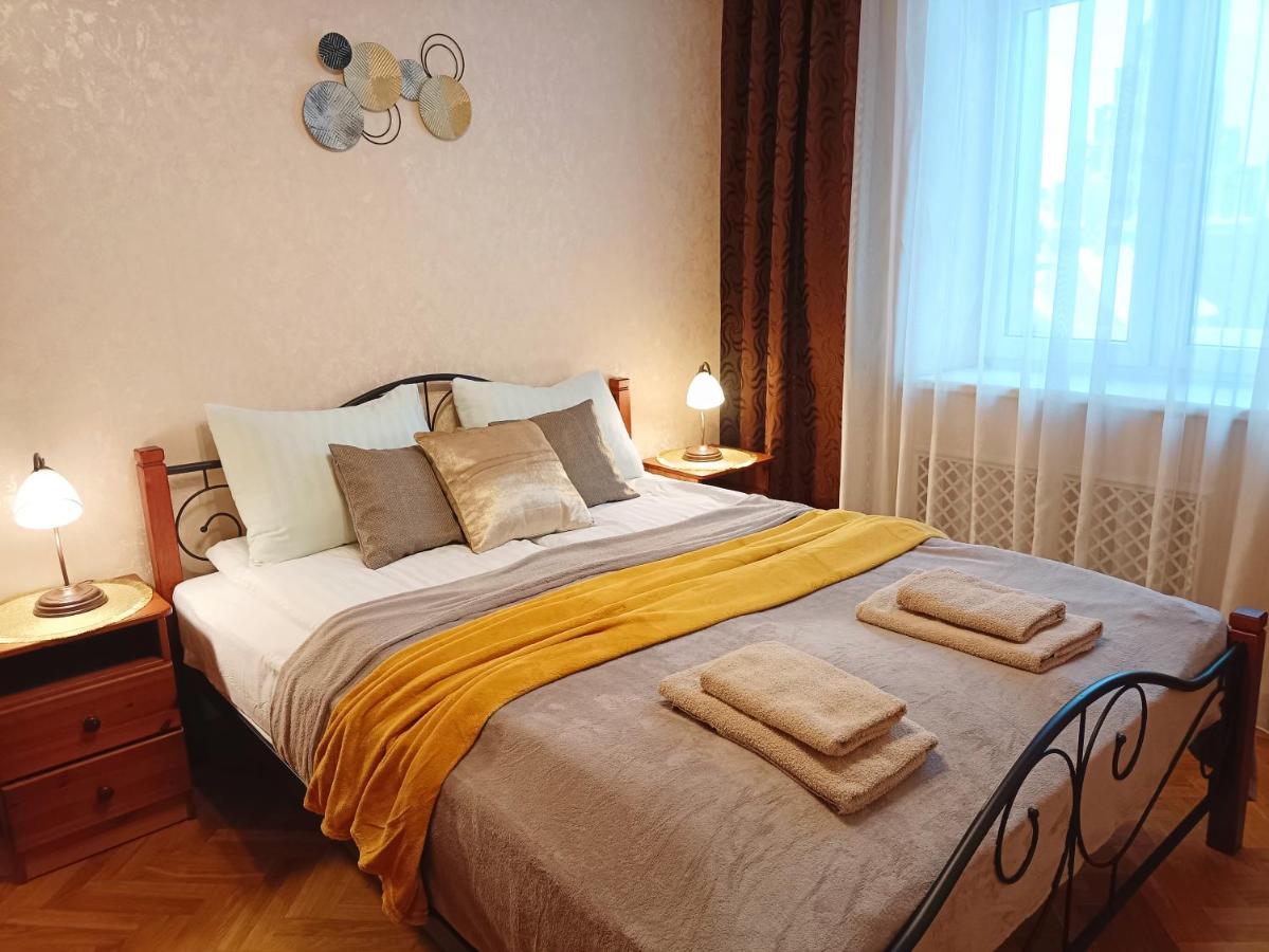 ריגה Old Town Retreat With Stunning Views 2 Bedroom Apartment Nearby The Church Of Saint Peter מראה חיצוני תמונה