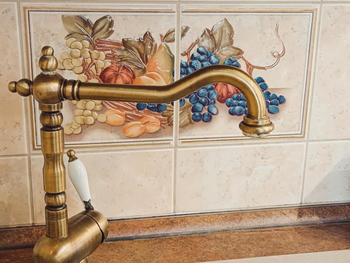 ריגה Old Town Retreat With Stunning Views 2 Bedroom Apartment Nearby The Church Of Saint Peter מראה חיצוני תמונה