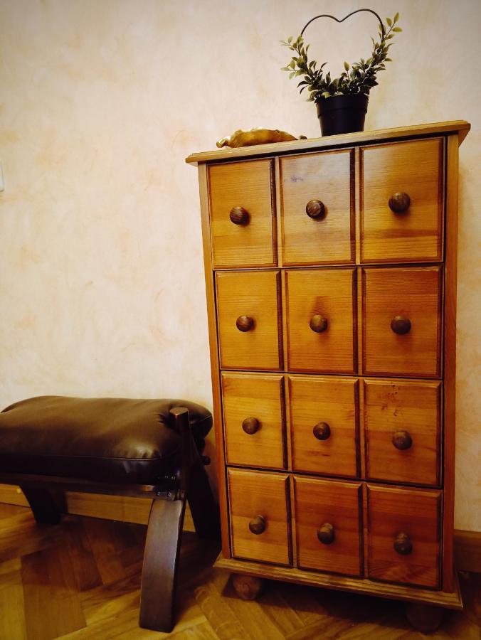 ריגה Old Town Retreat With Stunning Views 2 Bedroom Apartment Nearby The Church Of Saint Peter מראה חיצוני תמונה